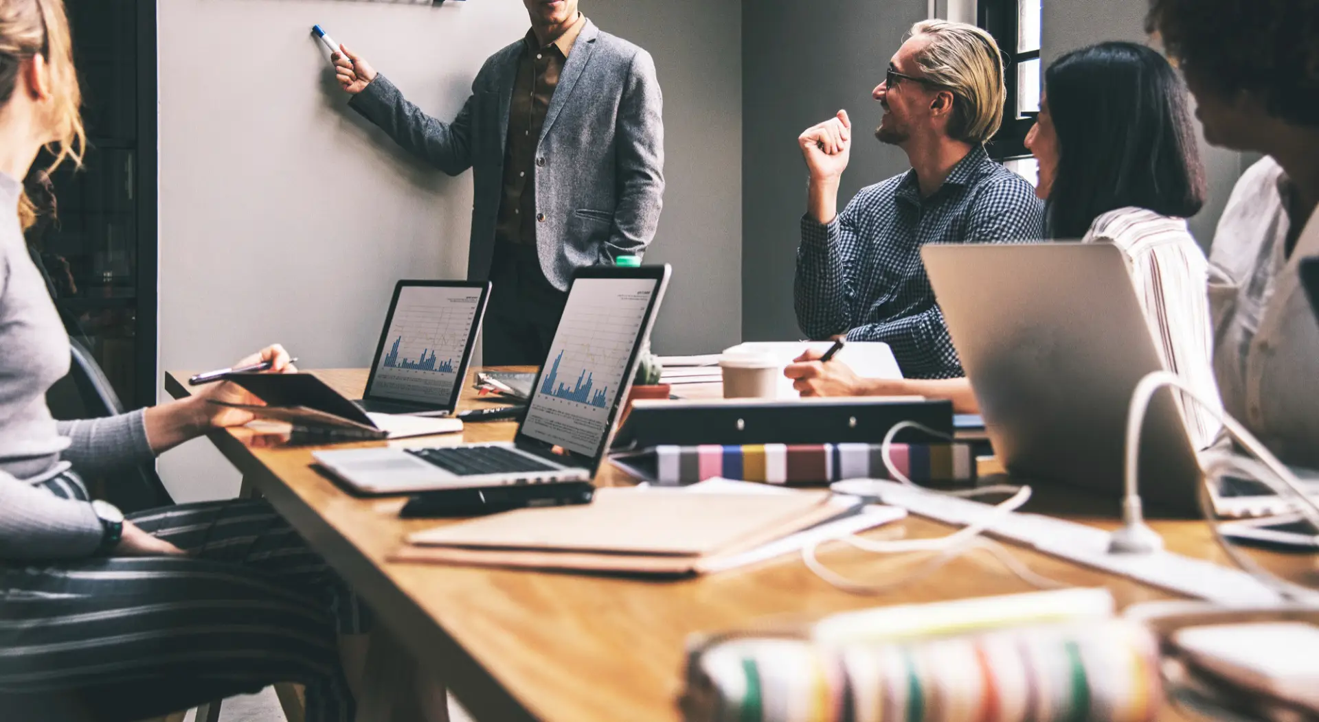 How a Business Consultant Expanded His Reach with Mini Lessons Academy